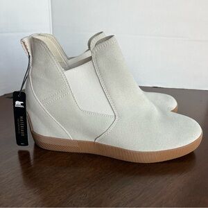 Sorel Waterproof Suede Cream Beige Out N About Wedge Boots Size 10.5 New
